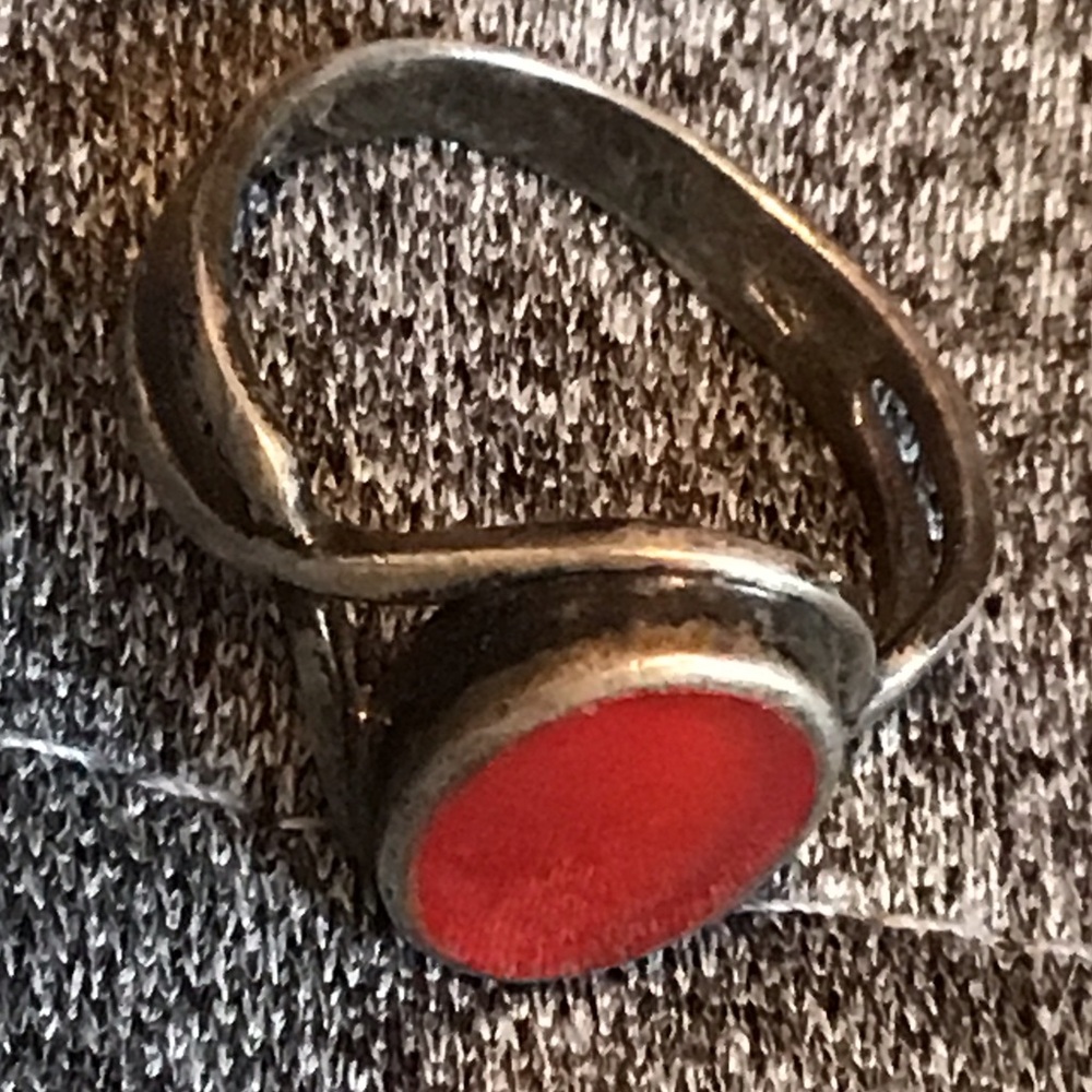Vintage Red Stone Women's Ring